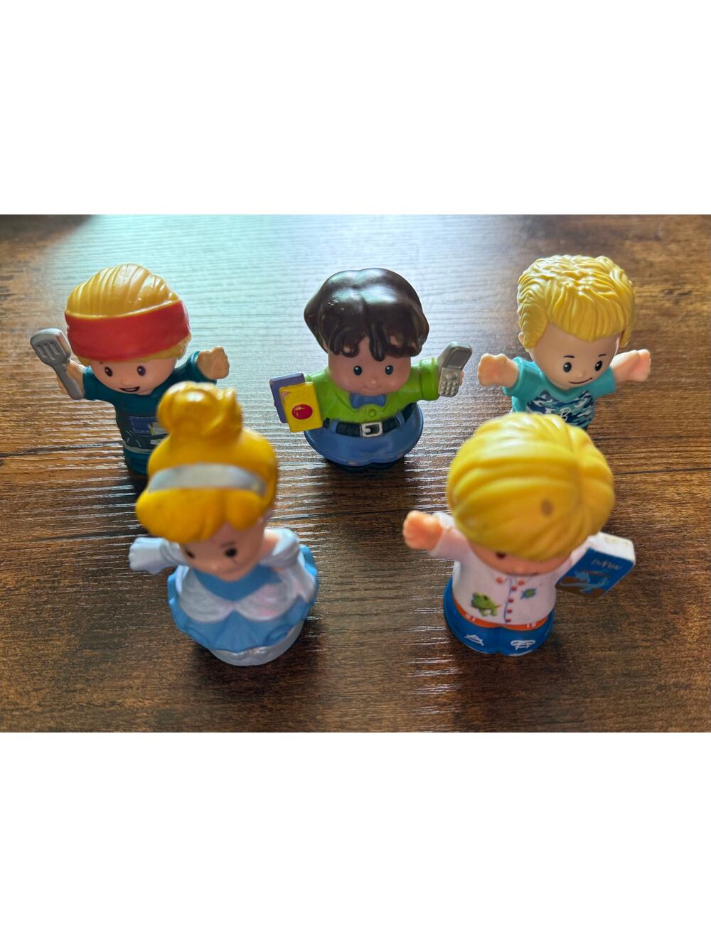Fisher-Price Little People Lot of 5 Figures -